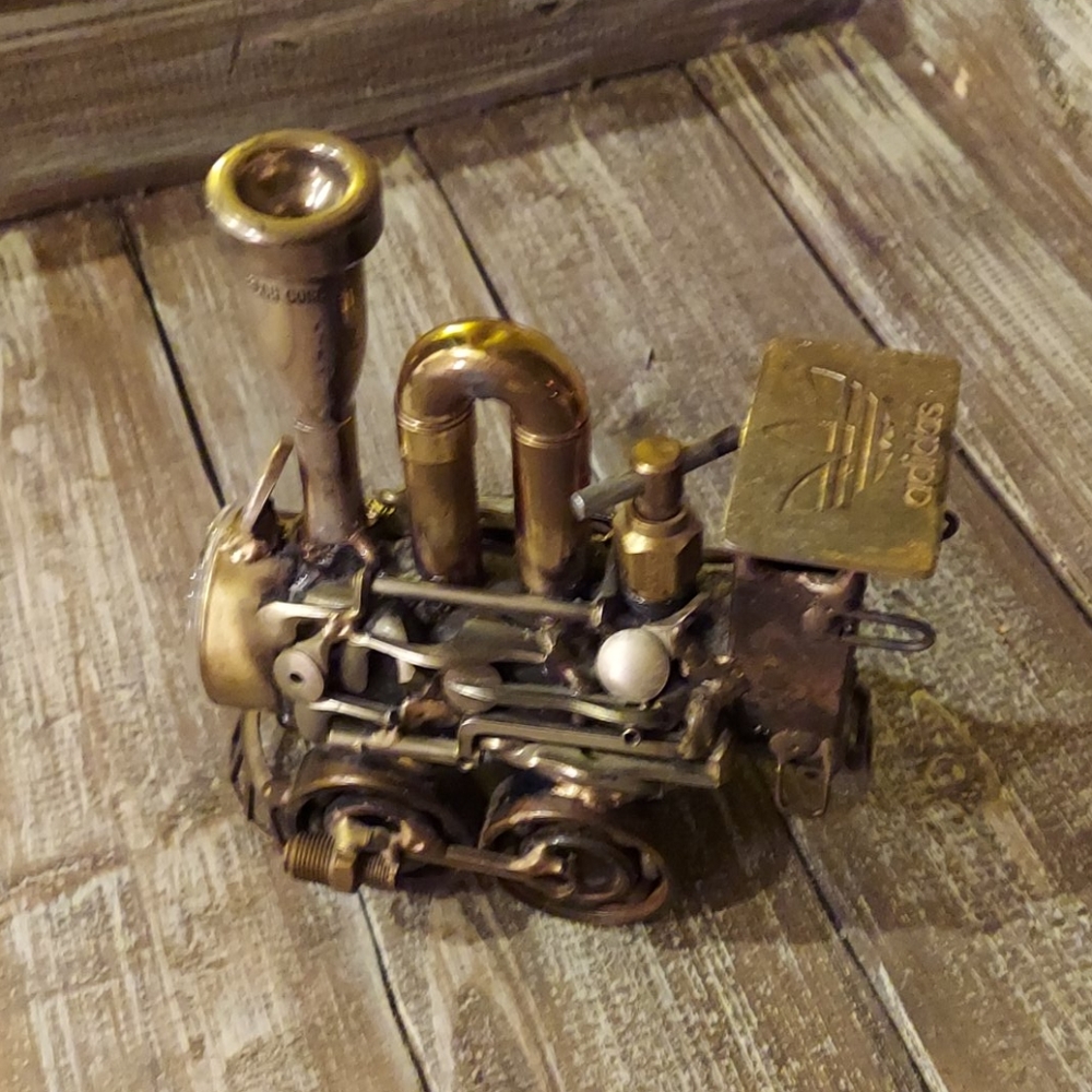 Small train art
